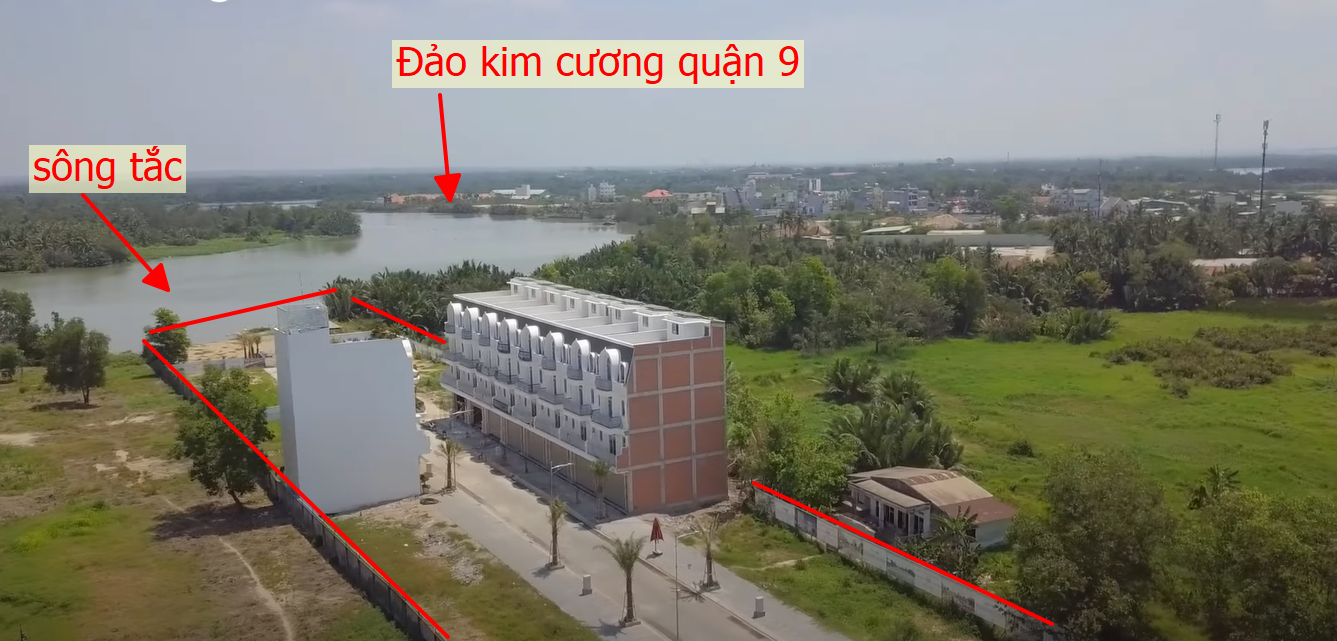Khu nhà phố sông tắc quận 9